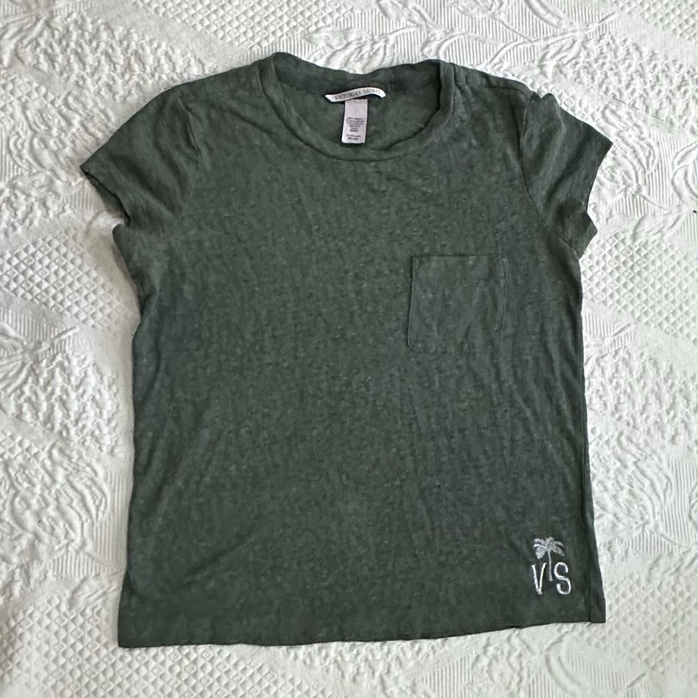 VICTORIA'S SECRET Size XS Soft‎ Thin T-Shirt Embroidered Logo Palm Tree Viscose